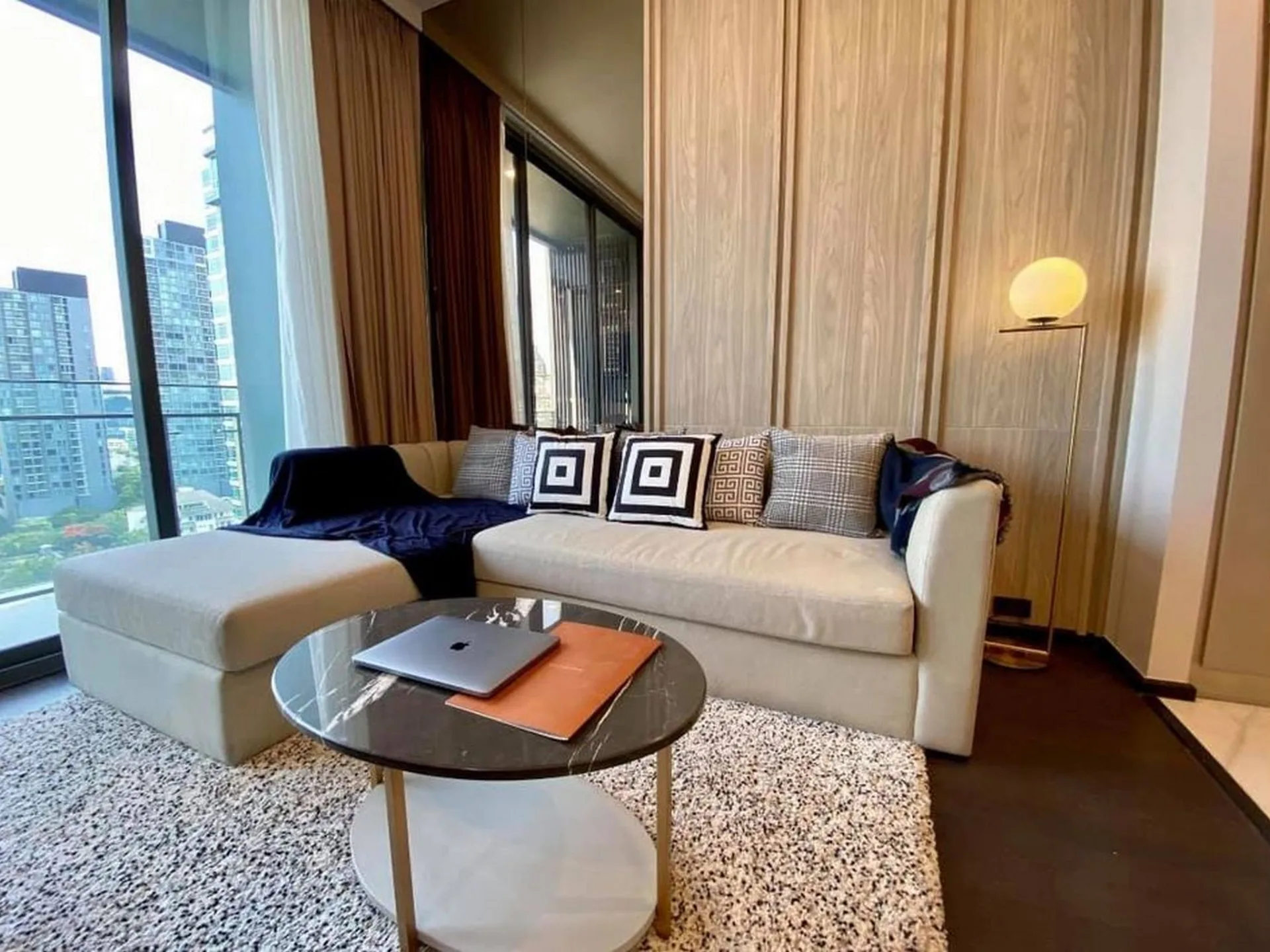 Property photos for Laviq Sukhumvit 57