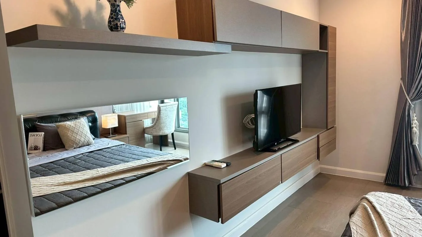 Property photos for The Crest Sukhumvit 34