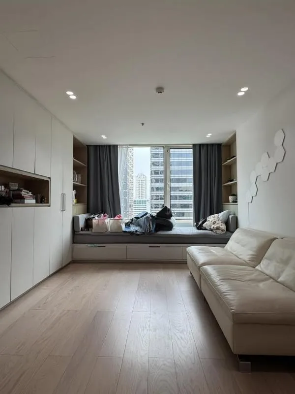 Property photos for The Royal Saladaeng