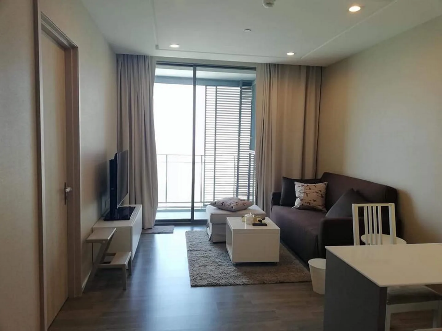 Property photos for 333 Riverside