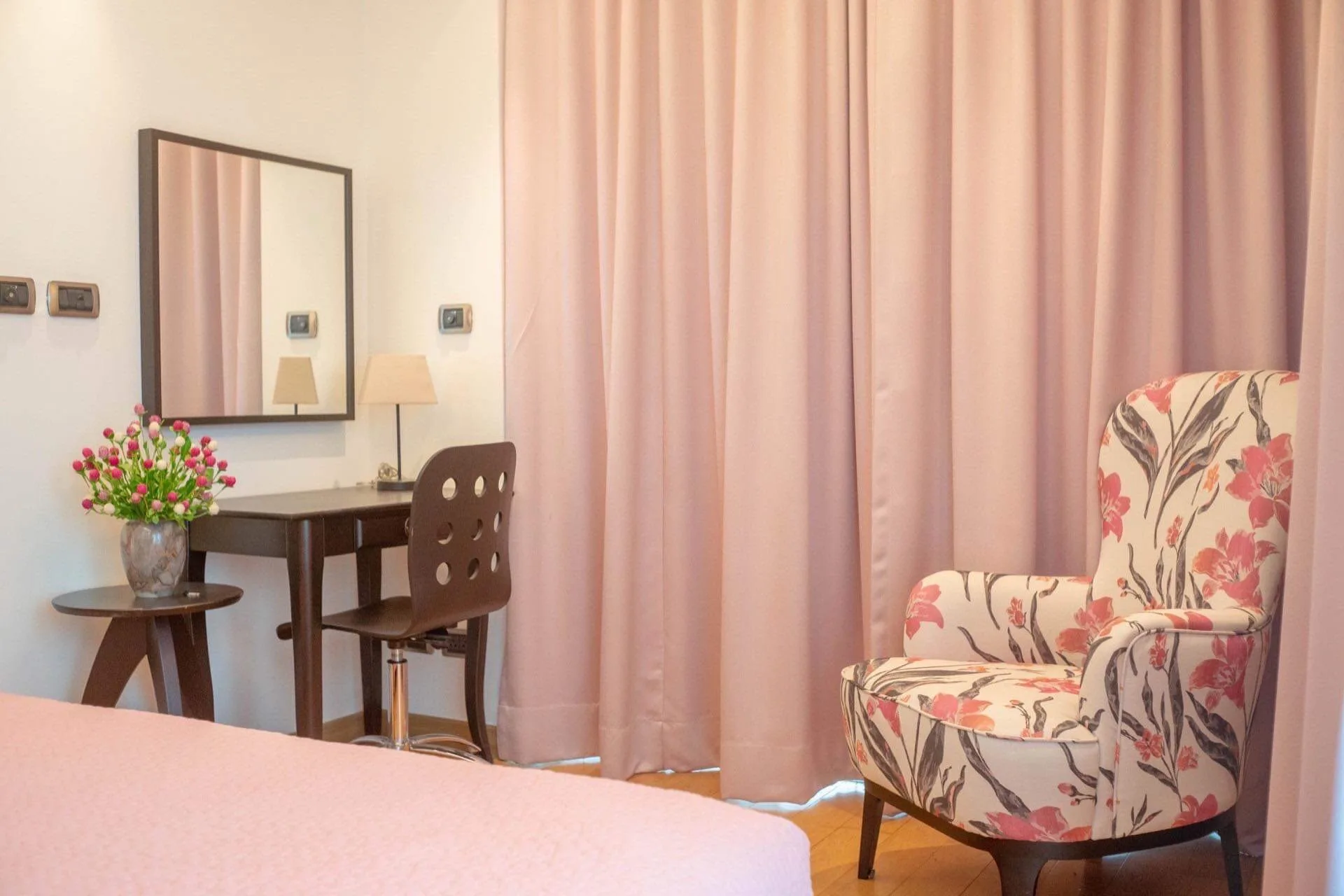Property photos for Le Monaco Residence Ari