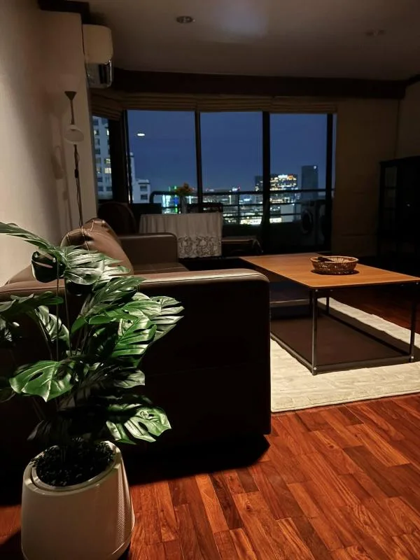 Property photos for Lake Avenue 16