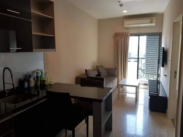 Property photos for The Crest Sukhumvit 34