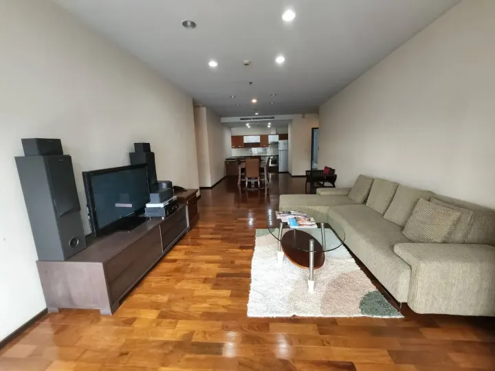 Property photos for Noble Ora