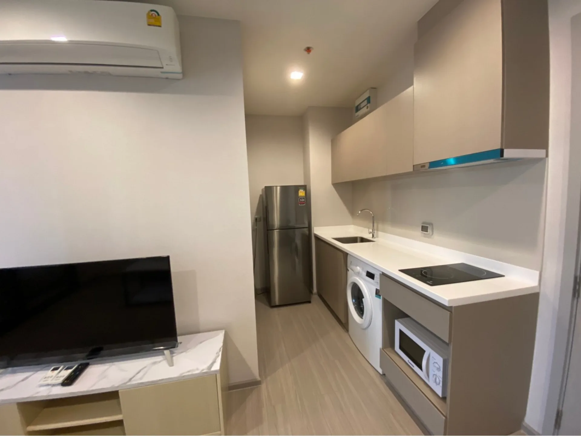 Property photos for Life Sukhumvit 62