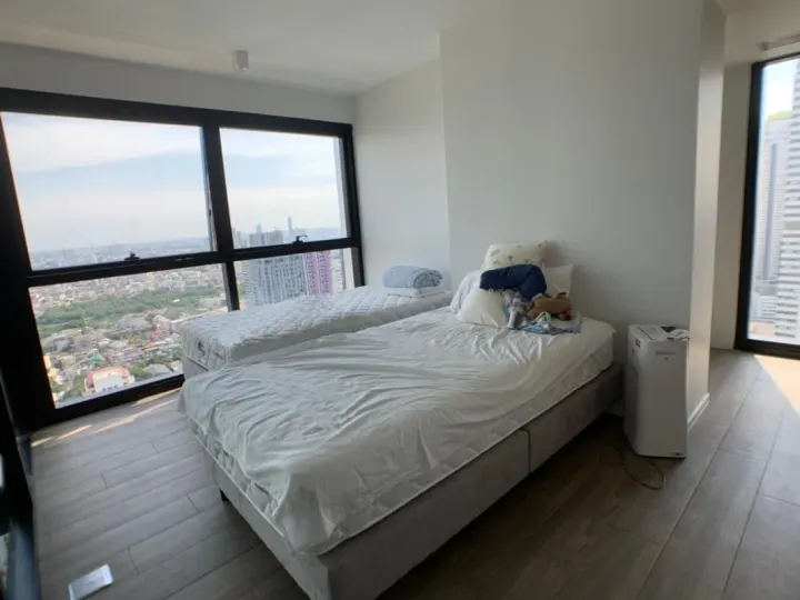 Property photos for The Lofts Silom