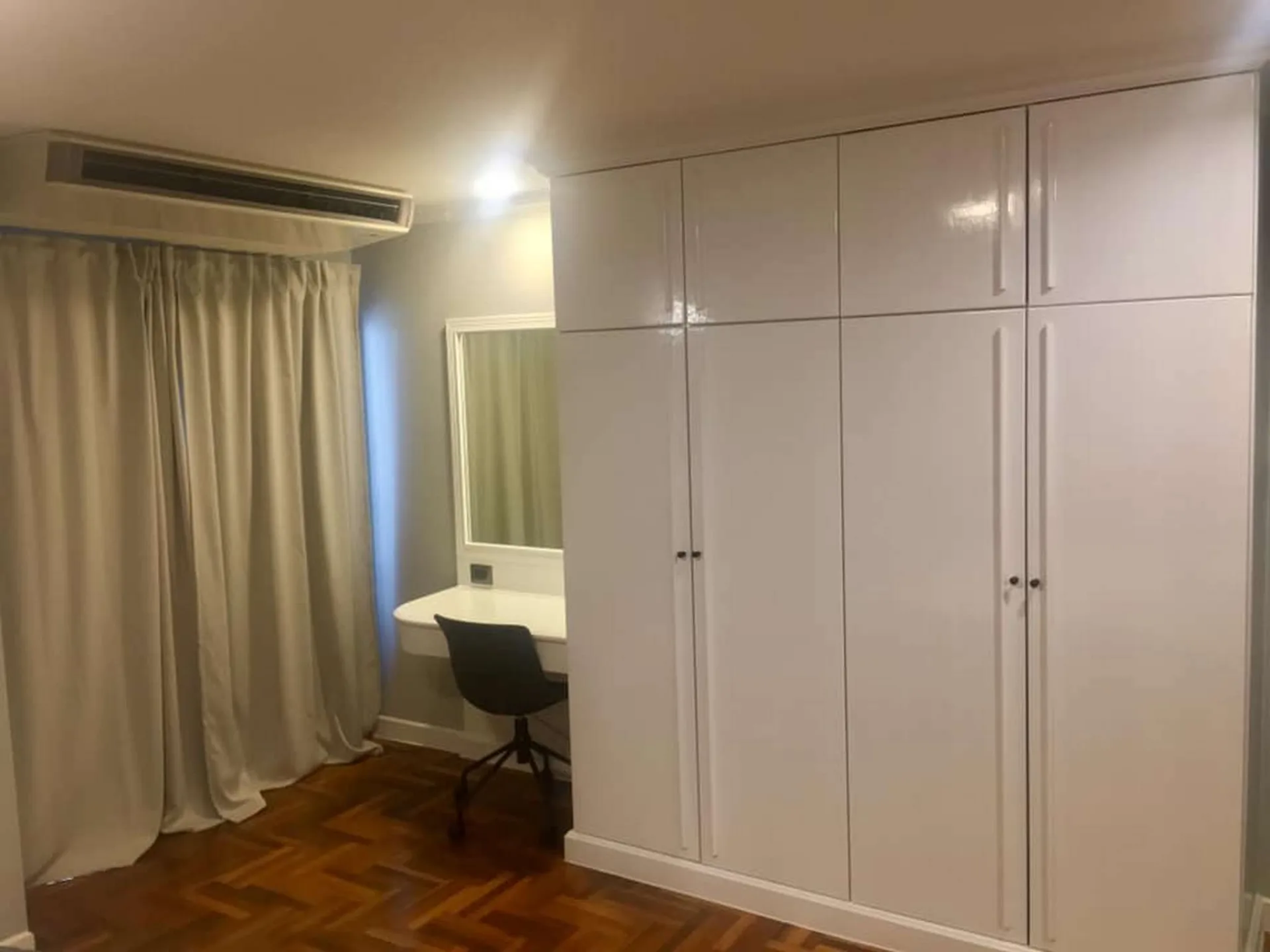 Property photos for Rin House
