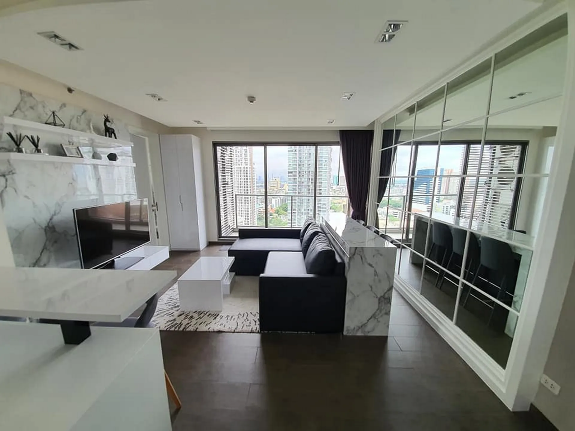 Property photos for The Lofts Ekkamai