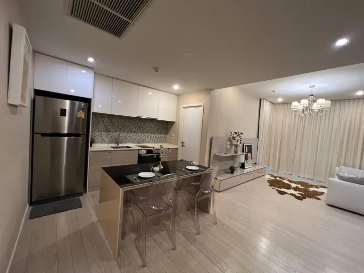 Property photos for The Room Sukhumvit 21