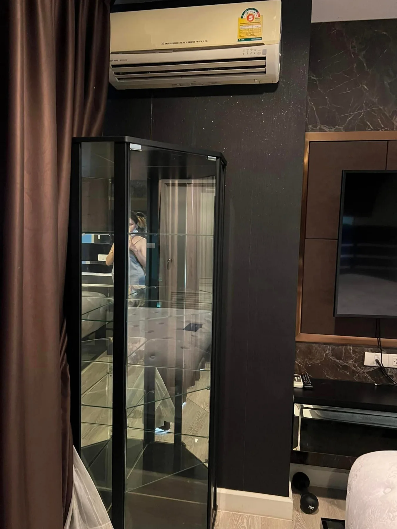 Property photos for Metro Luxe Kaset