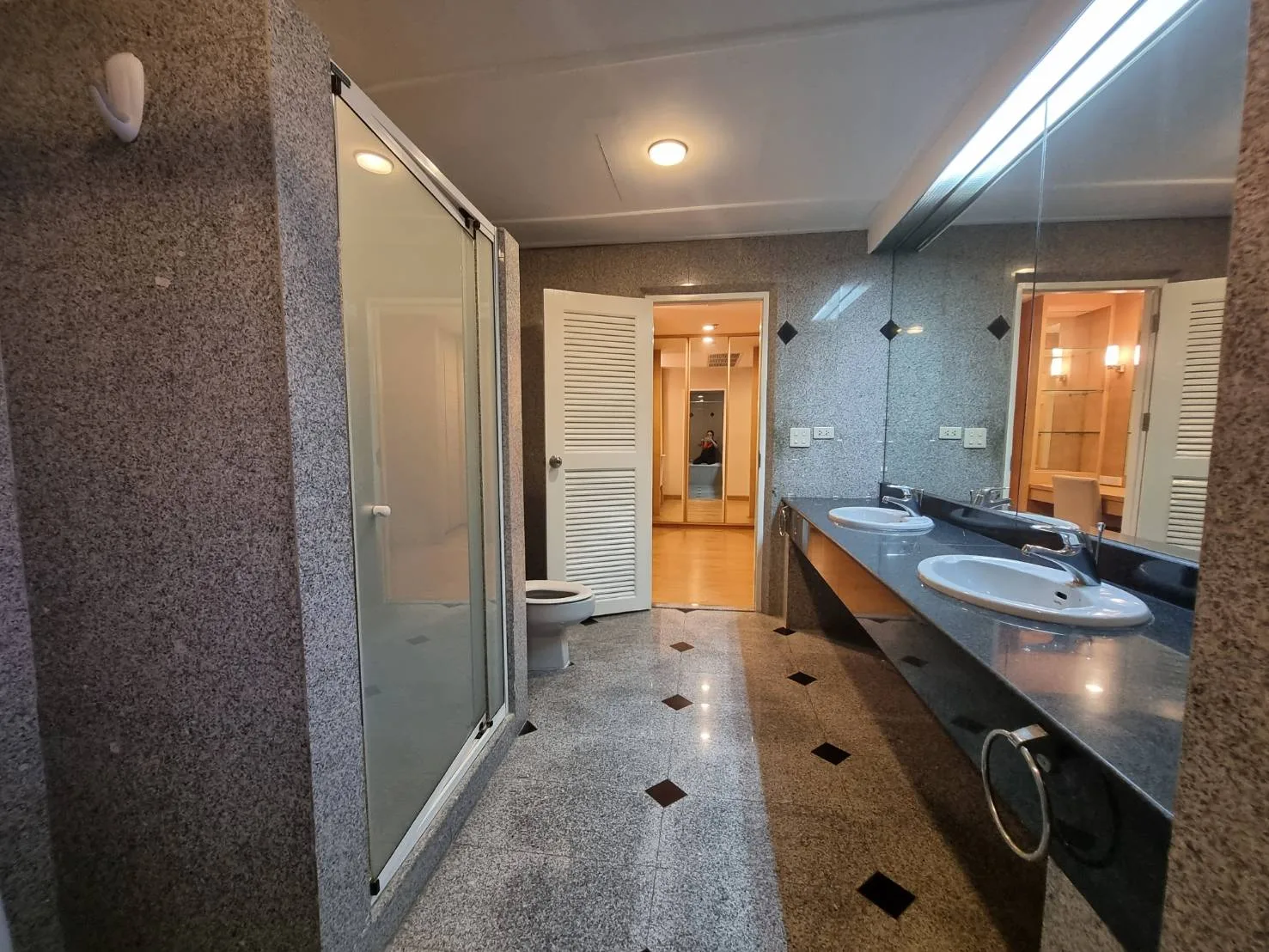 Property photos for Charoenjai Place