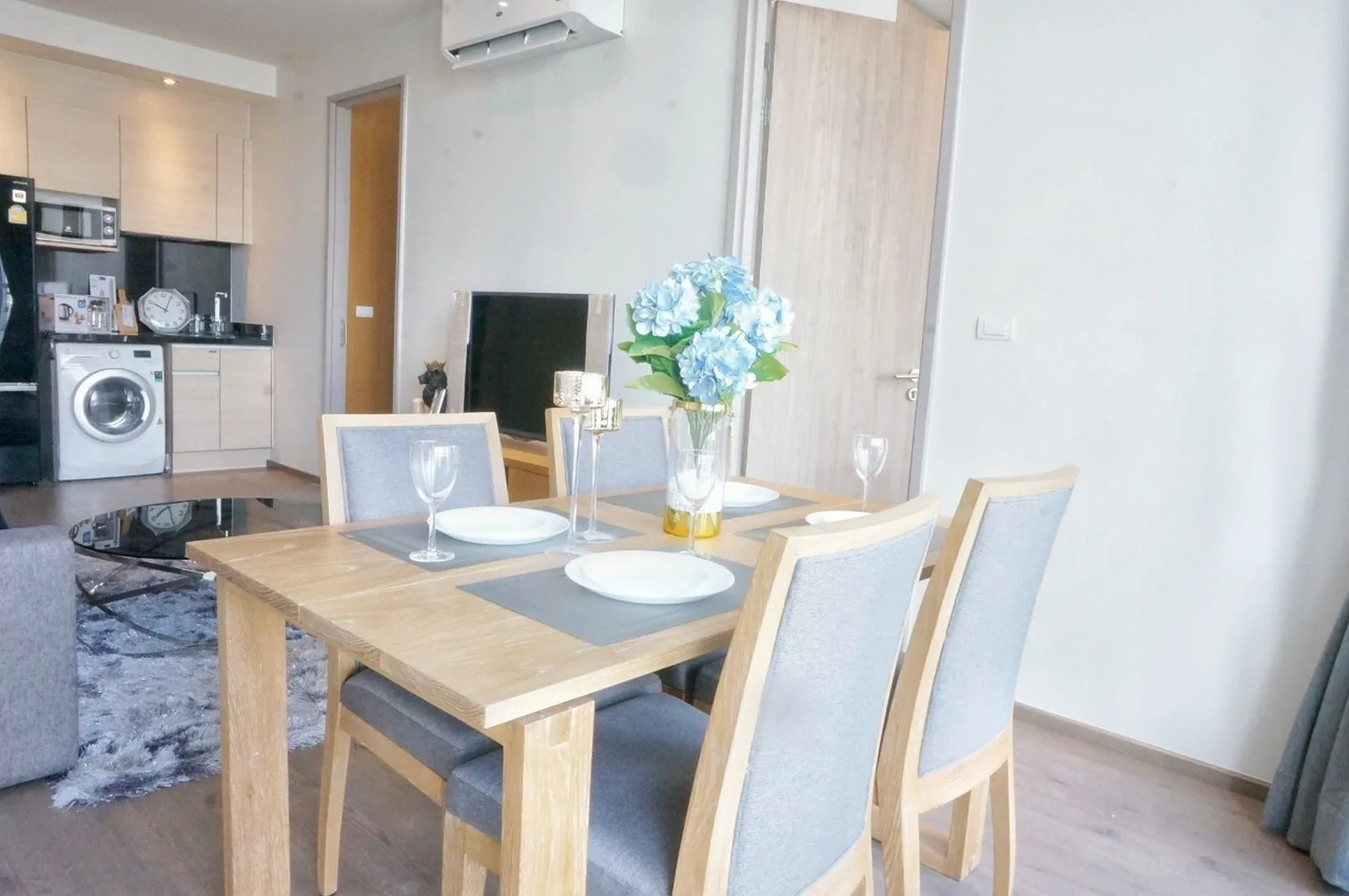 Property photos for Park Origin Phromphong