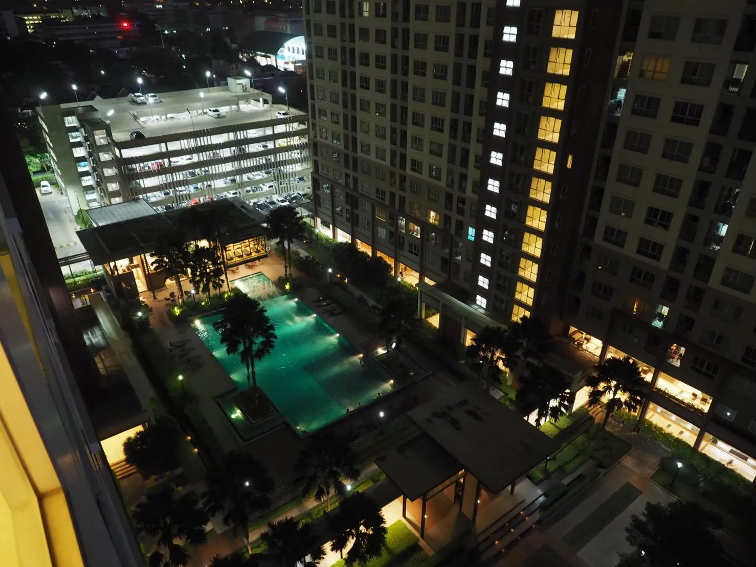 Property photos for Lumpini Place Ratchayothin
