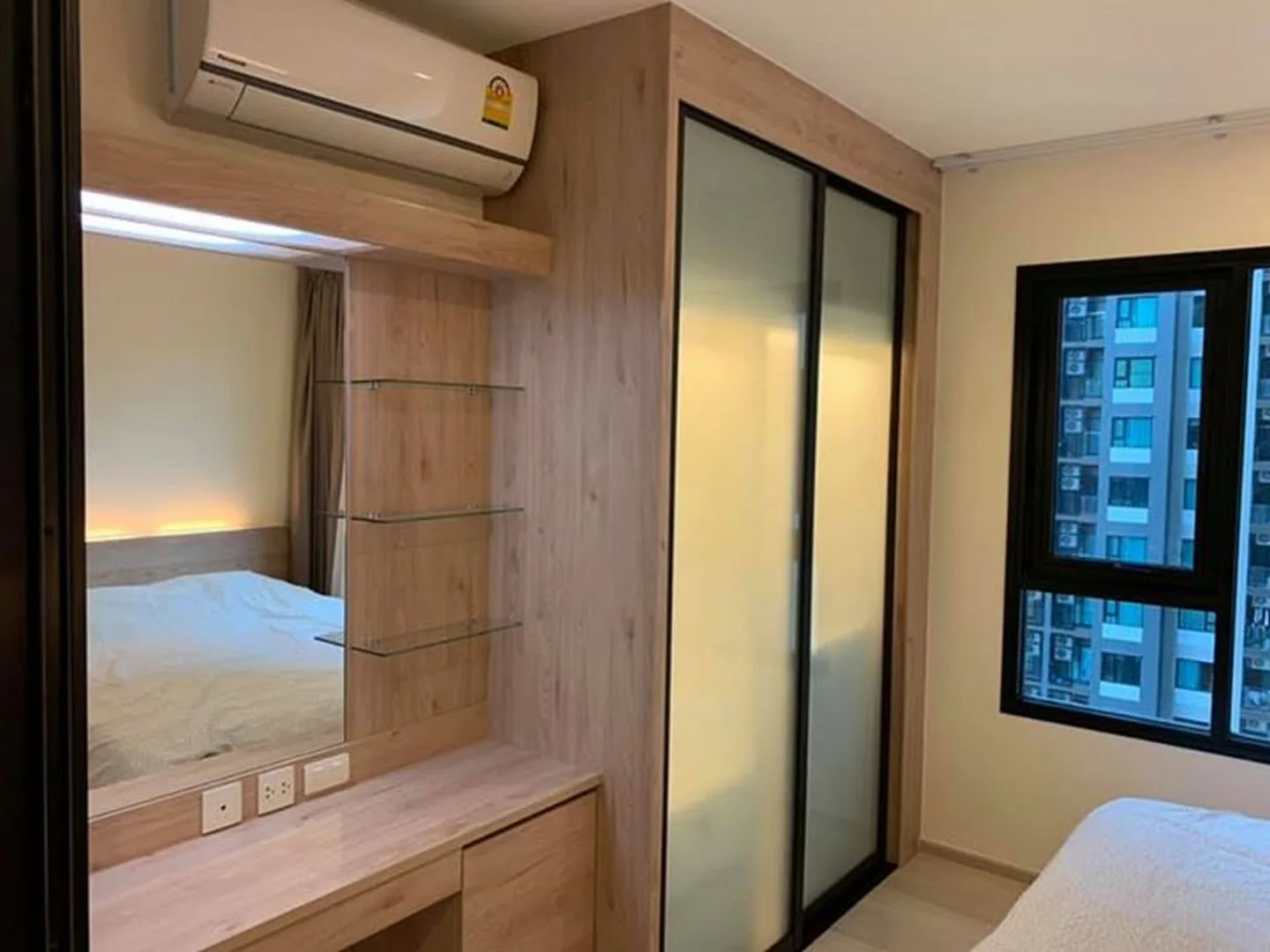 Property photos for Life Asoke