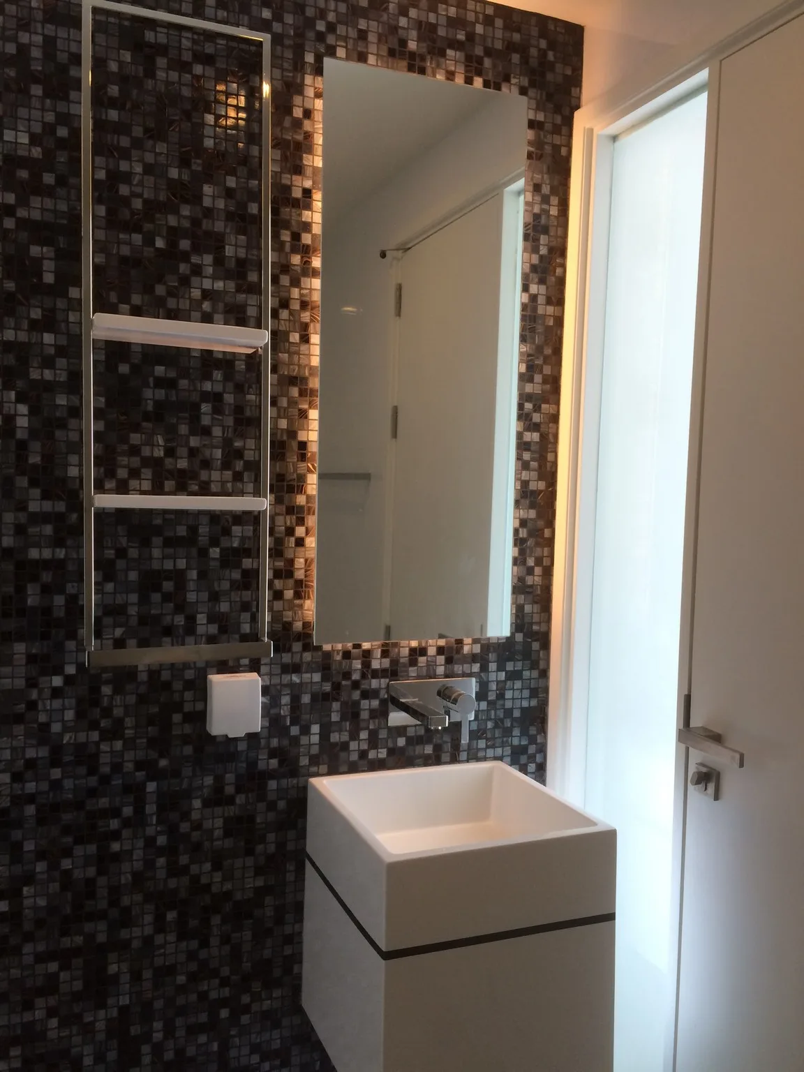 Property photos for The Room Sukhumvit 69