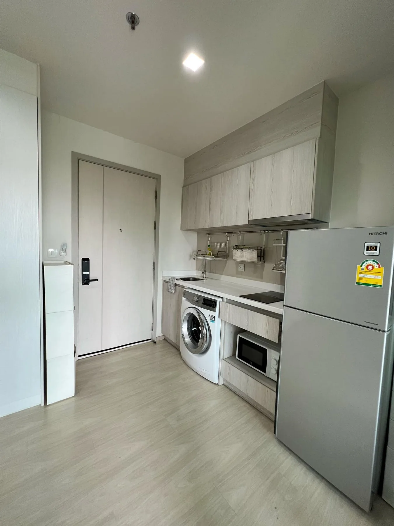 Property photos for Life Sukhumvit 48
