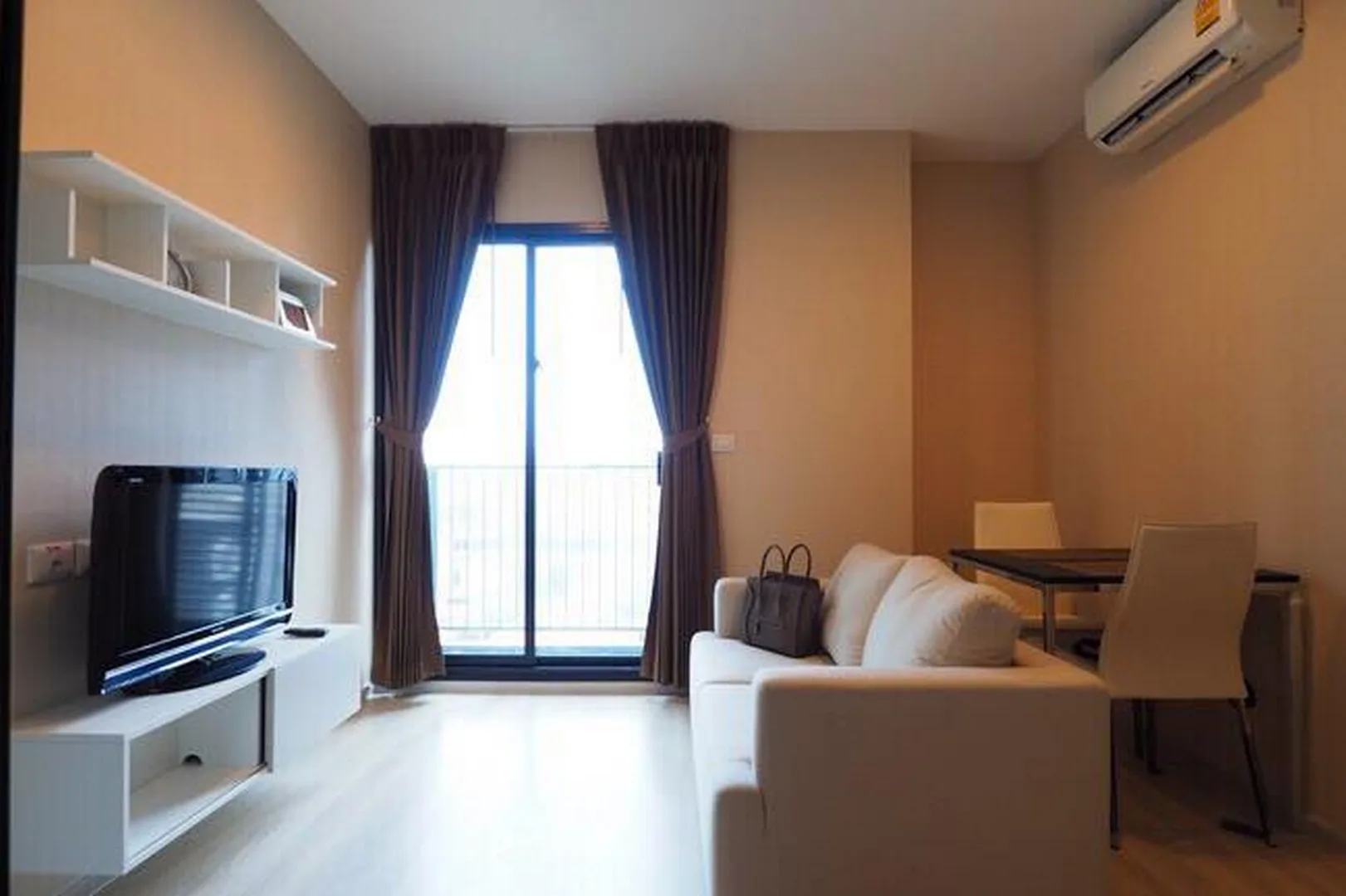 Property photos for Condolette Midst Rama 9