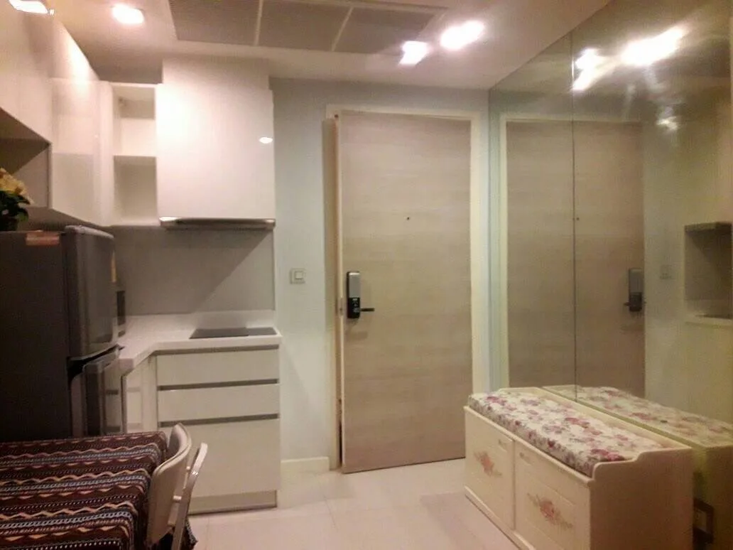 Property photos for Condolette Ize Ratchathewi