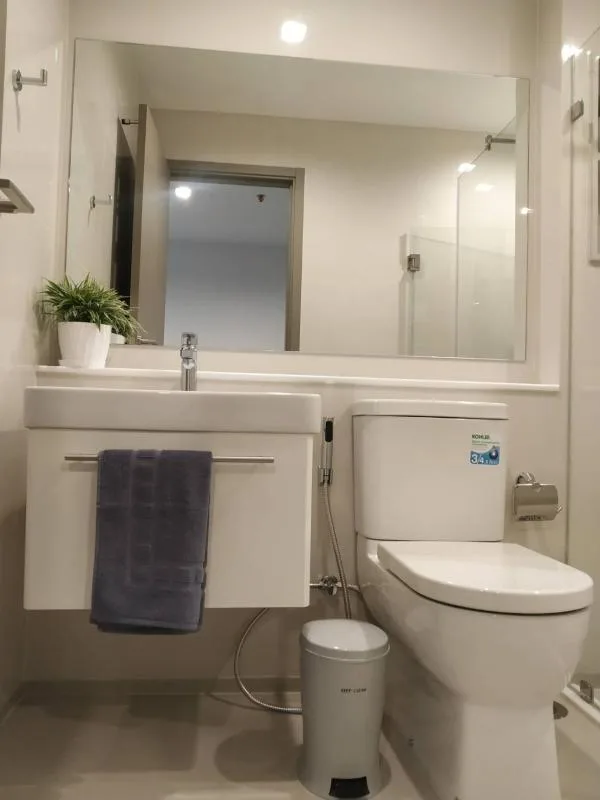Property photos for Life Asoke Hype