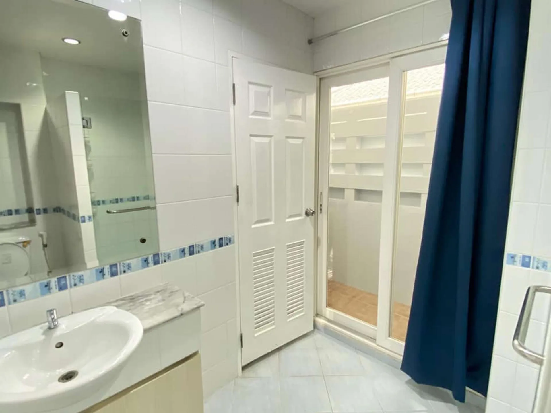 Property photos for Perfect Place Ramkhamhang 164