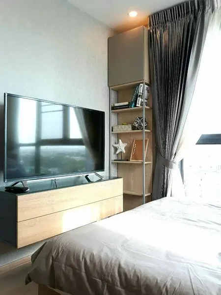 Property photos for IDEO O2