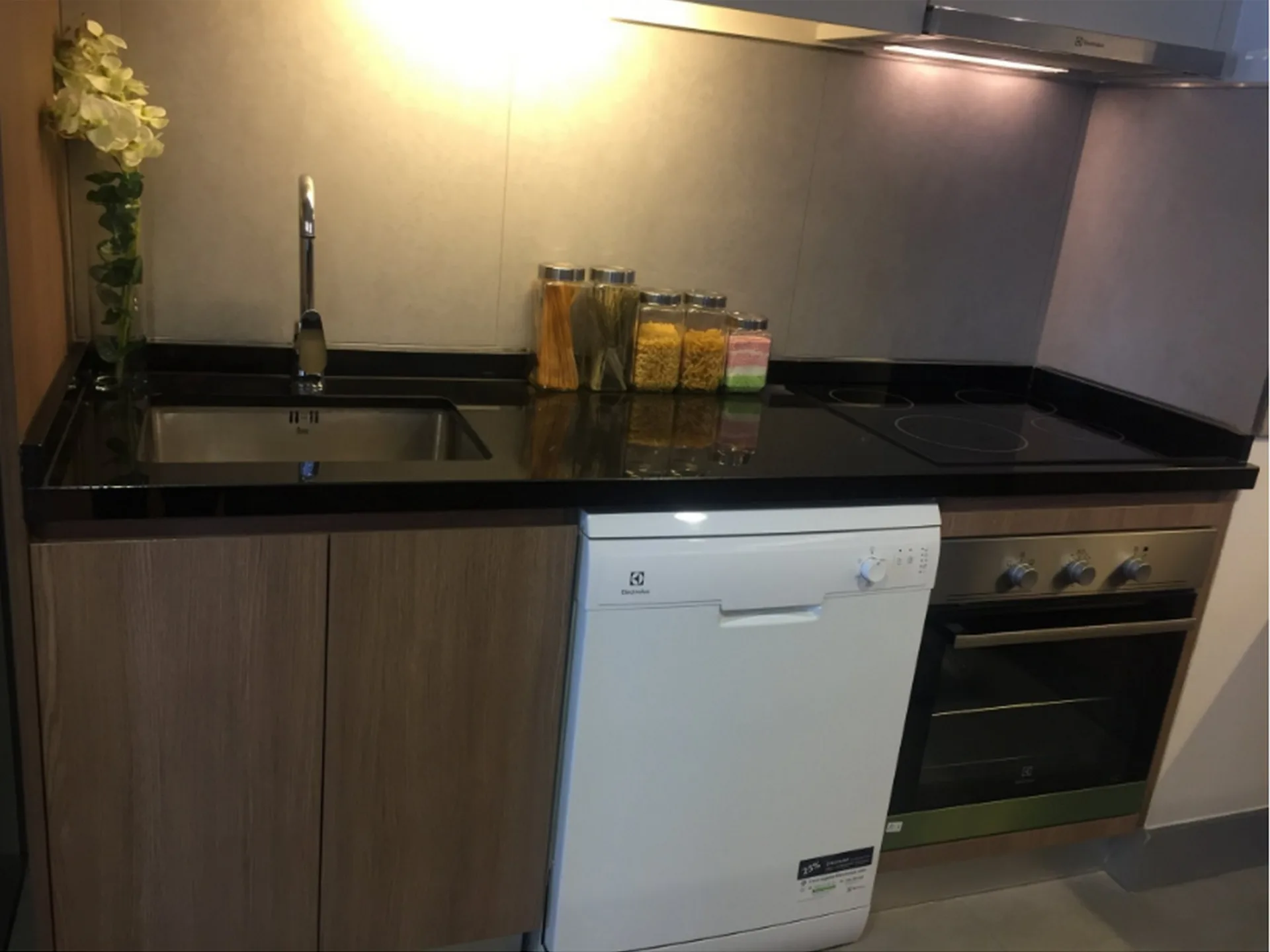Property photos for Piya Residence 28 -30