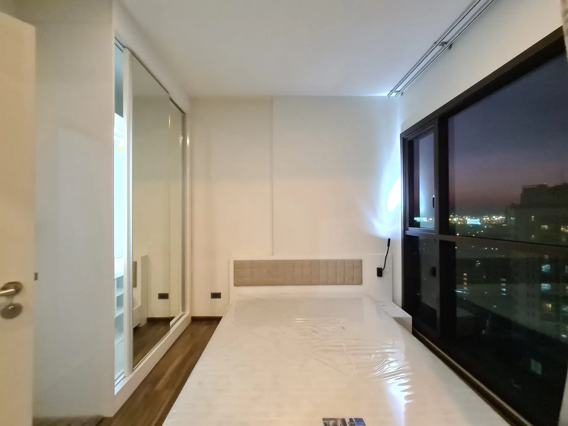 Property photos for WYNE Sukhumvit
