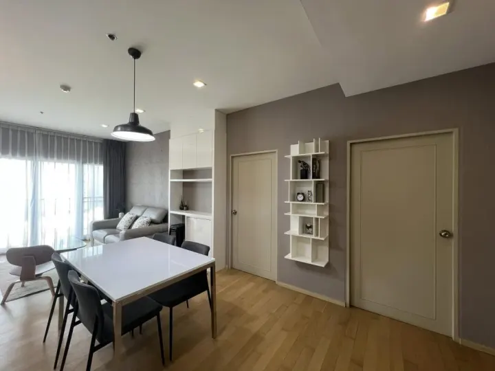 Property photos for Noble Reveal
