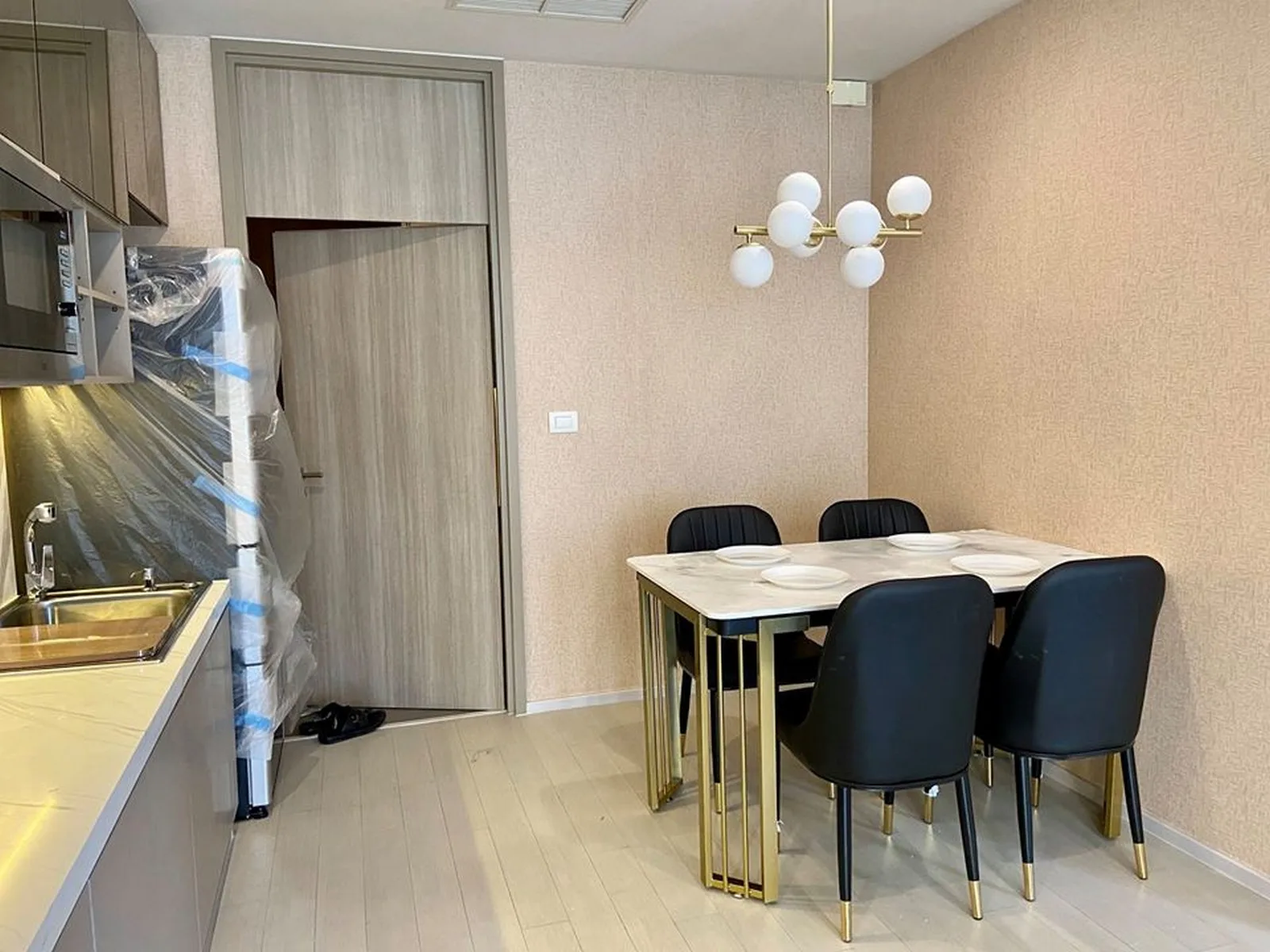 Property photos for Noble Ploenchit