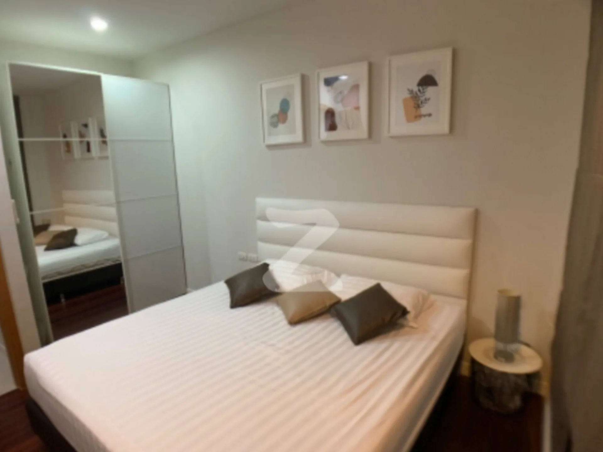 Property photos for Circle Condominium