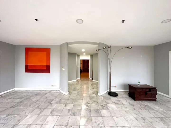 Property photos for Moon Tower