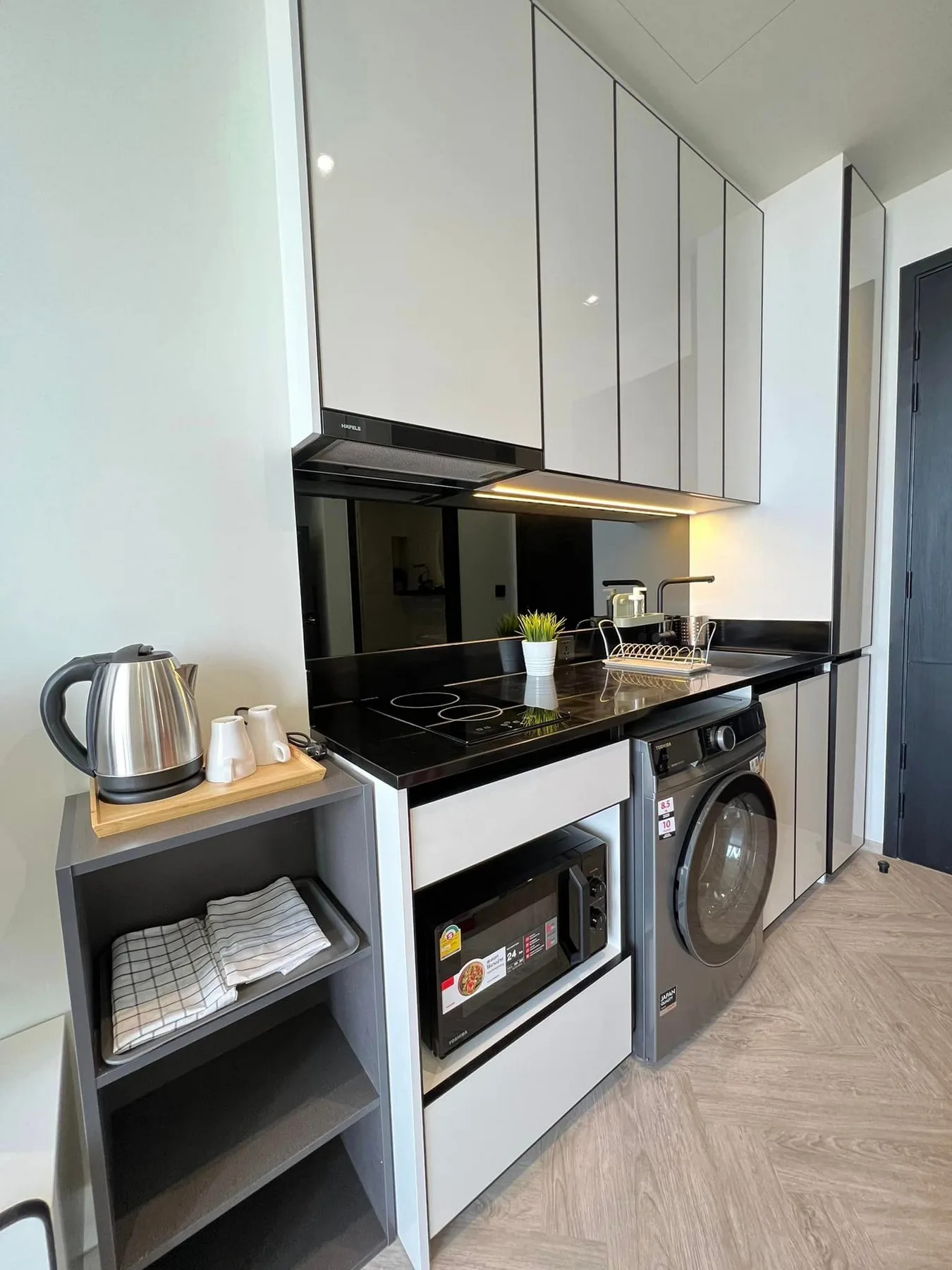 Property photos for Chapter Charoennakhorn-riverside