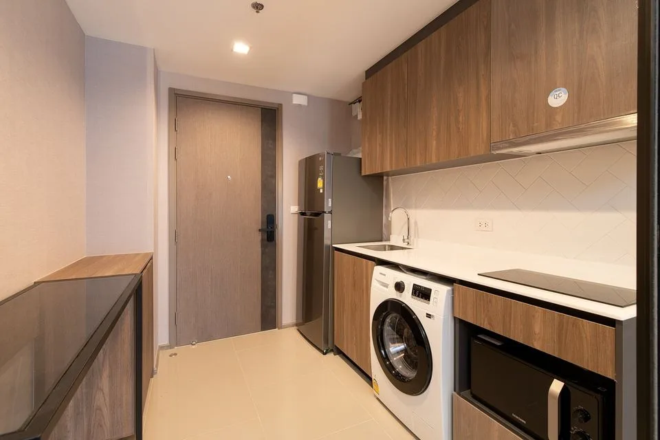 Property photos for THE LINE Phahonyothin Park
