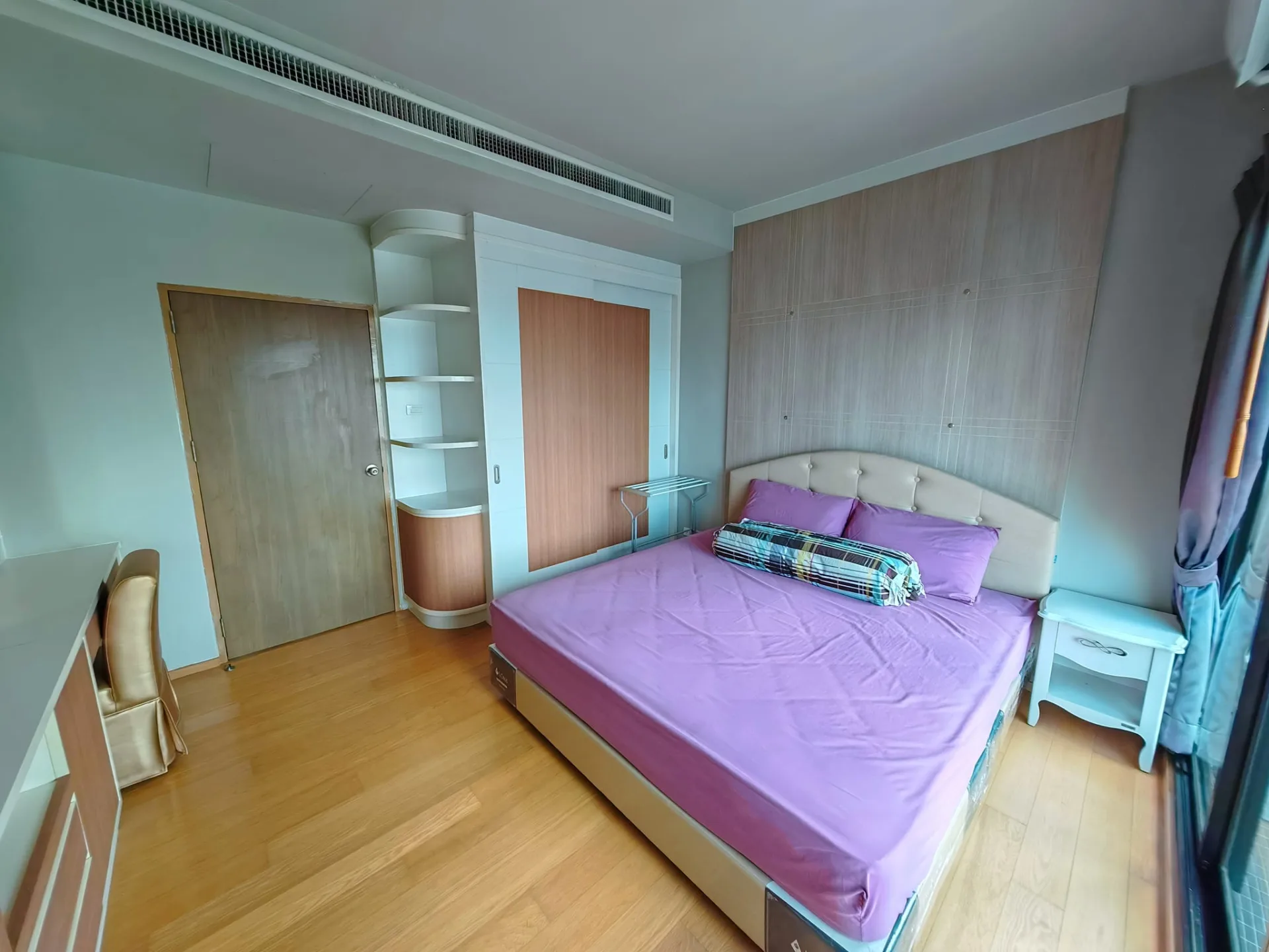 Property photos for Noble Revent