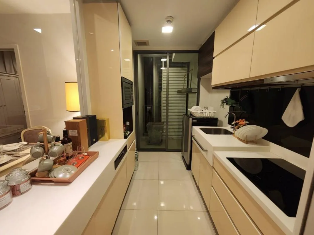 Property photos for The Room Sukhumvit 62