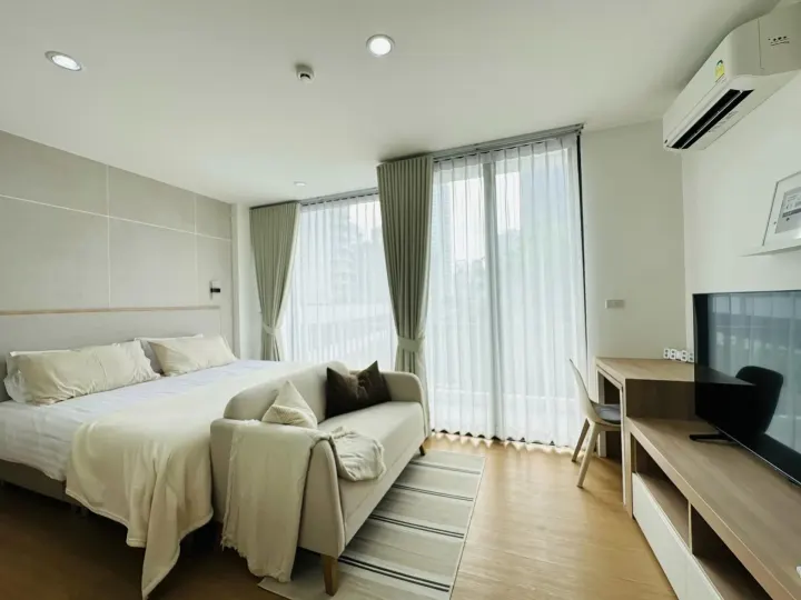 Property photos for 6th Avenue Sukhumvit 15
