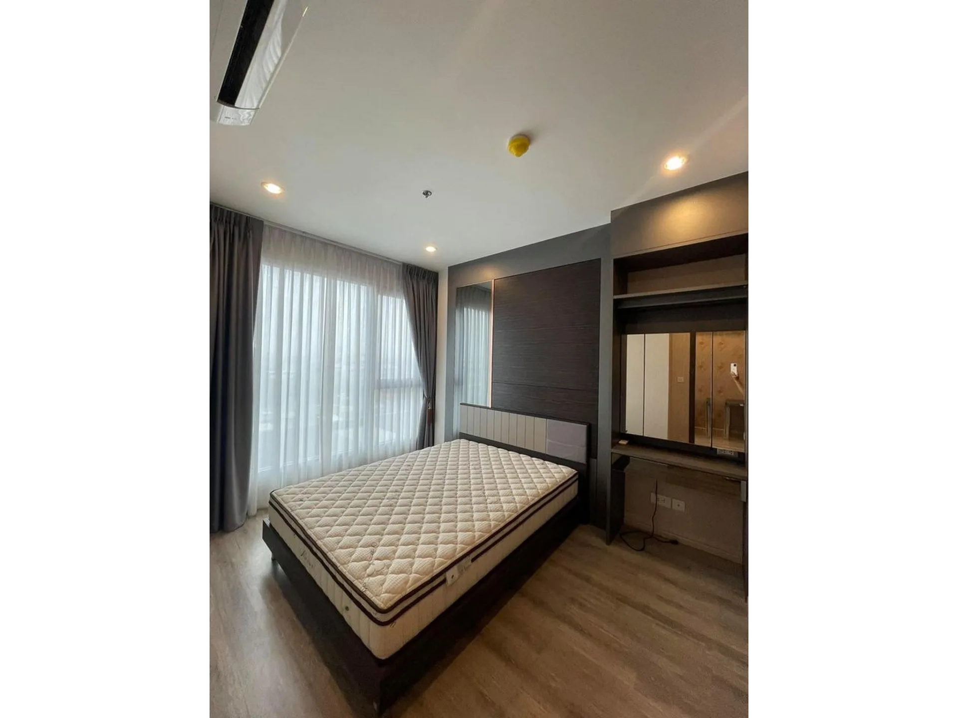 Property photos for IDEO Mobi Sukhumvit 66