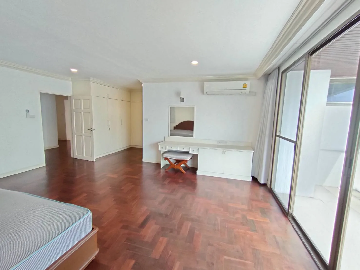 Property photos for Govind Tower