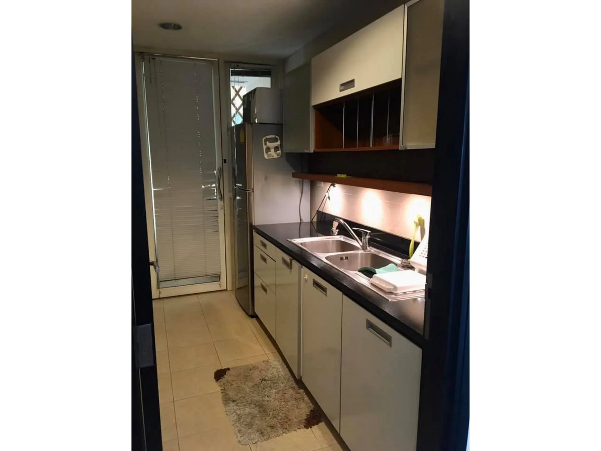 Property photos for Wilshire