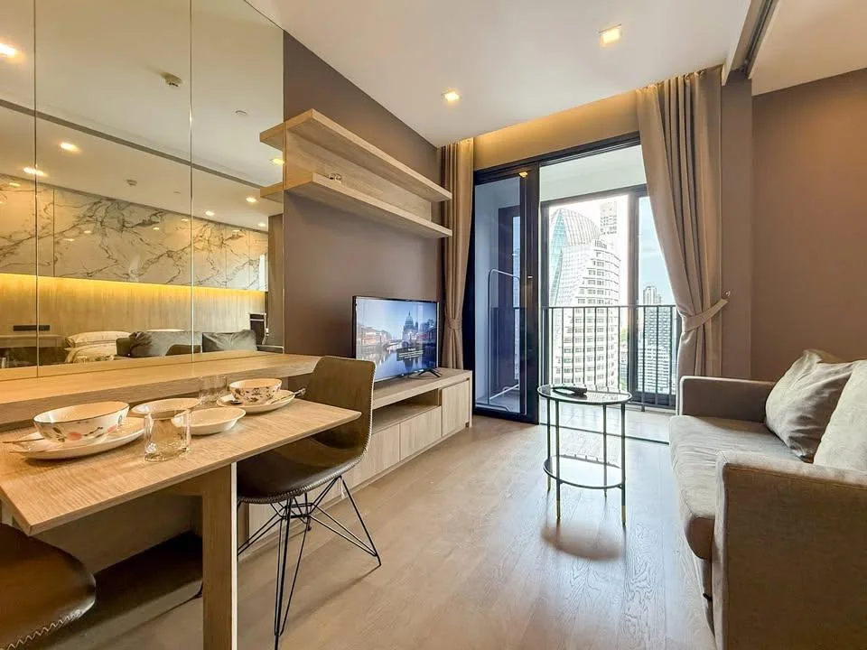 Property photos for Ashton Asoke