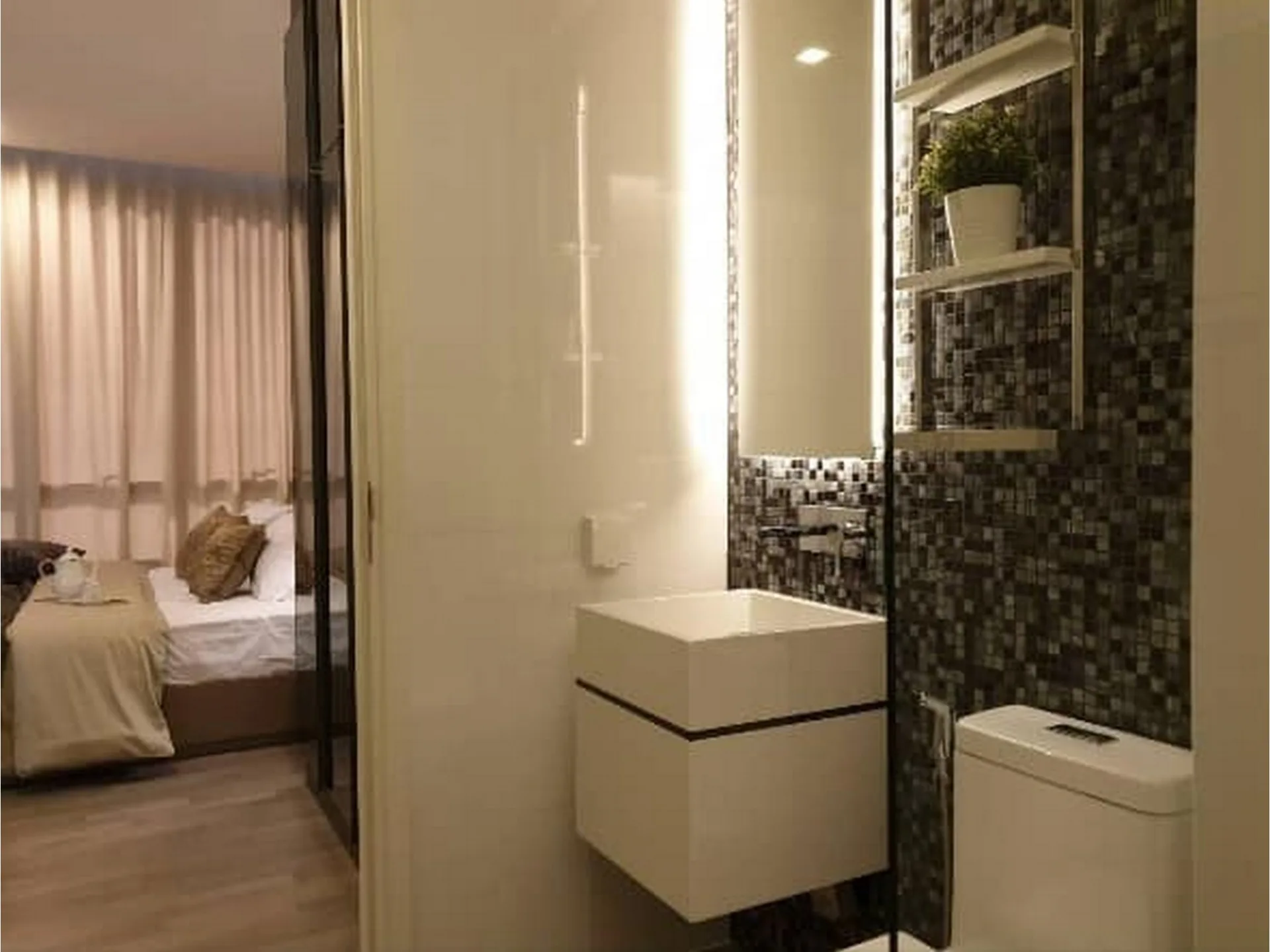 Property photos for The Room Sukhumvit 69