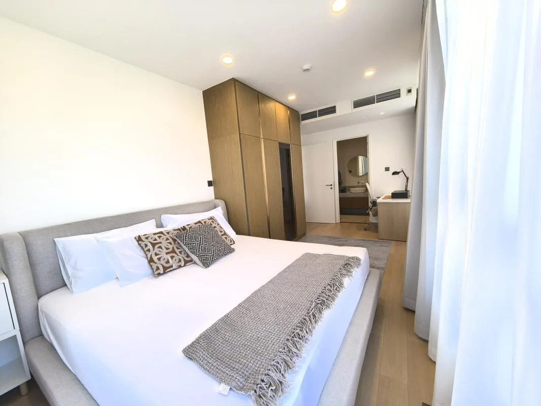 Property photos for Holme Ekkamai 22