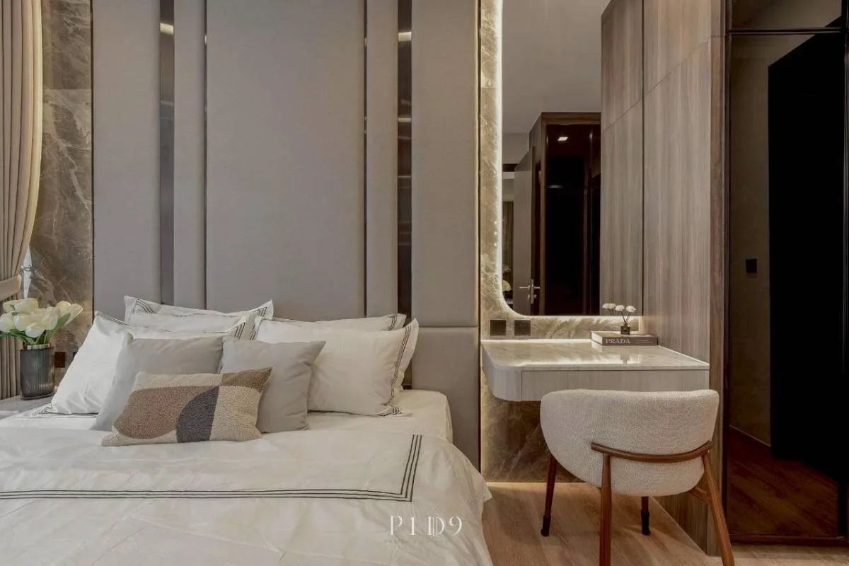 Property photos for Noble Around Ari