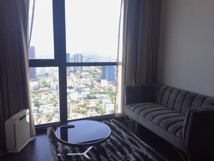 Property photos for Park Origin Thonglor