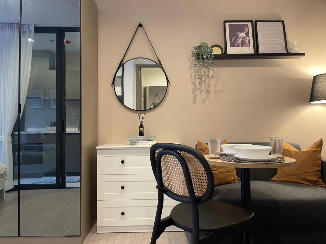 Property photos for Life Asoke Hype