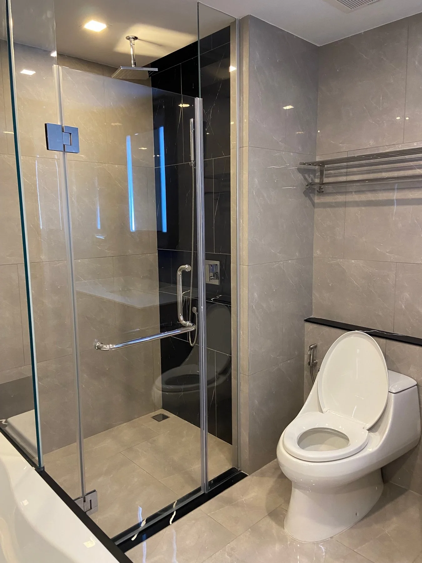 Property photos for One 9 Five Asoke - Rama 9