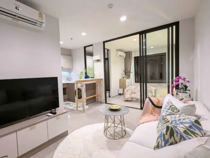 Property photos for Life Sathorn Sierra