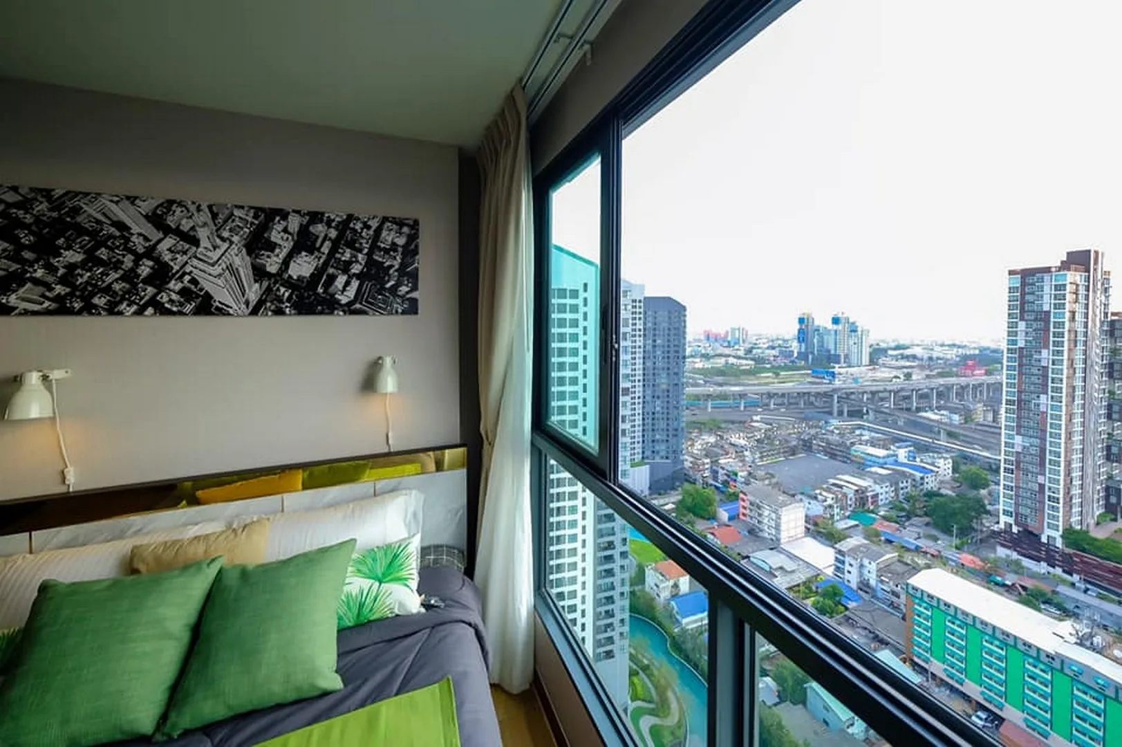 Property photos for IDEO O2