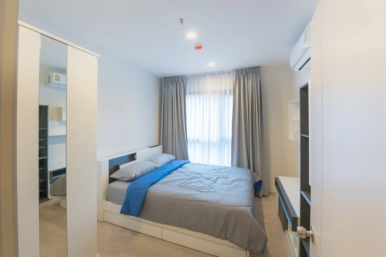 Property photos for Life Sukhumvit 48