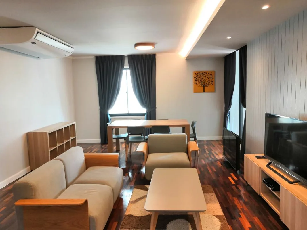 Property photos for Lily House